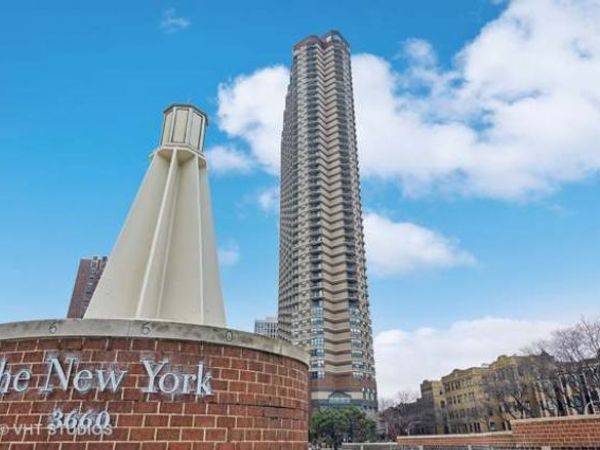 3660 N Lake Shore Drive , Unit 711, Chicago, IL 60613