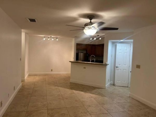 3370 N PINEWALK Drive N, Unit 1217, Margate, FL 33063