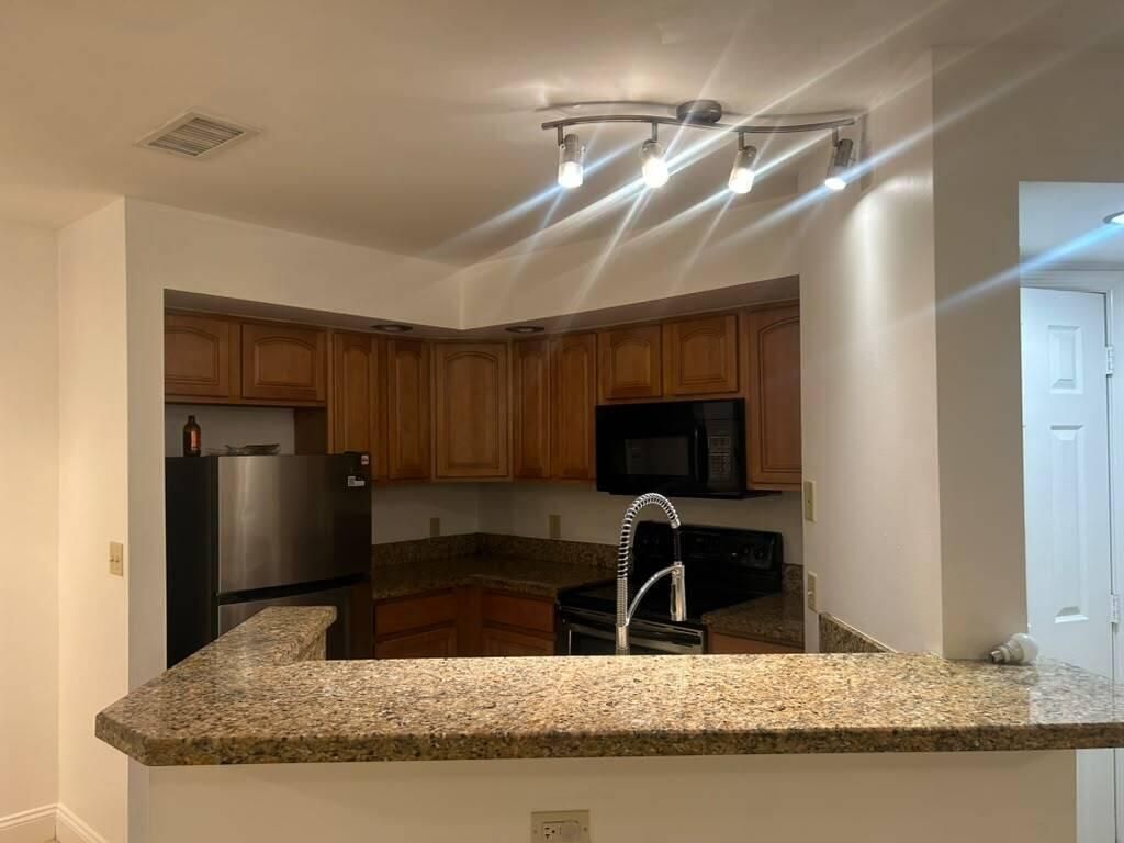 3370 N Pinewalk Drive N, Unit 1217, Margate, FL 33063 Photo