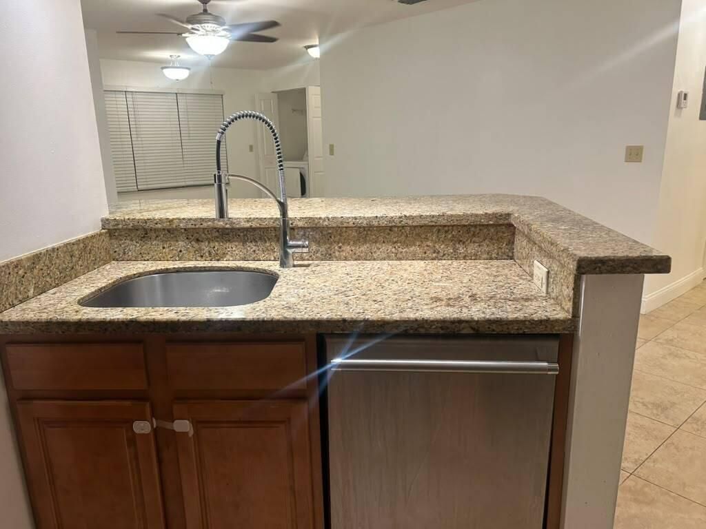 3370 N Pinewalk Drive N, Unit 1217, Margate, FL 33063 Photo