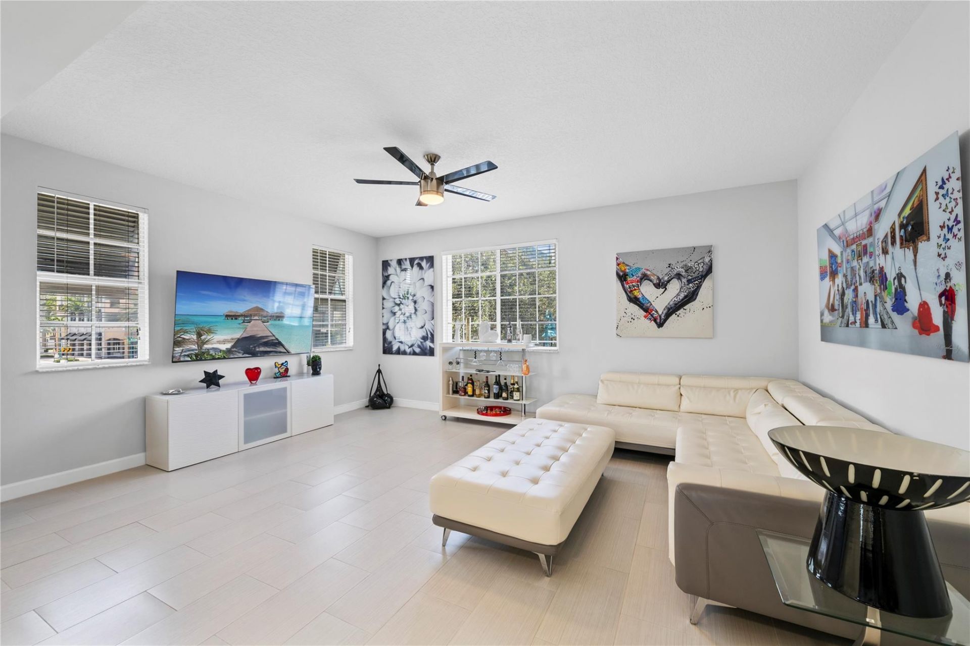 240 NE 2nd Street, Unit 6-F, Delray Beach, FL 33444 Photo