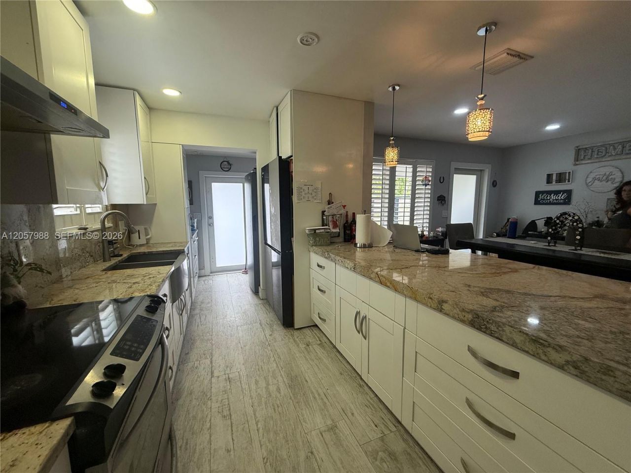 701 SW 4th Ct, Hallandale Beach, FL 33009 Photo