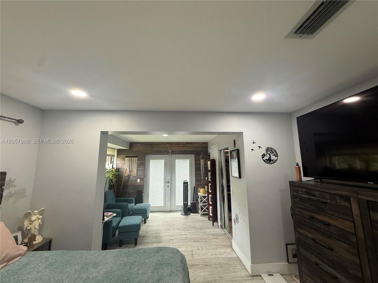 701 SW 4th Ct, Hallandale Beach, FL 33009 Photo