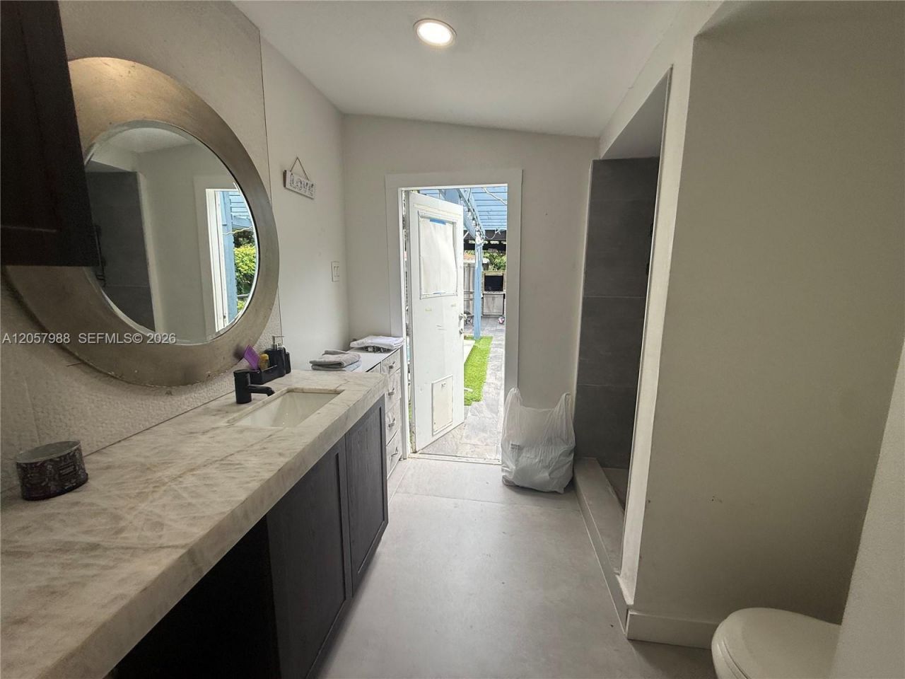 701 SW 4th Ct, Hallandale Beach, FL 33009 Photo