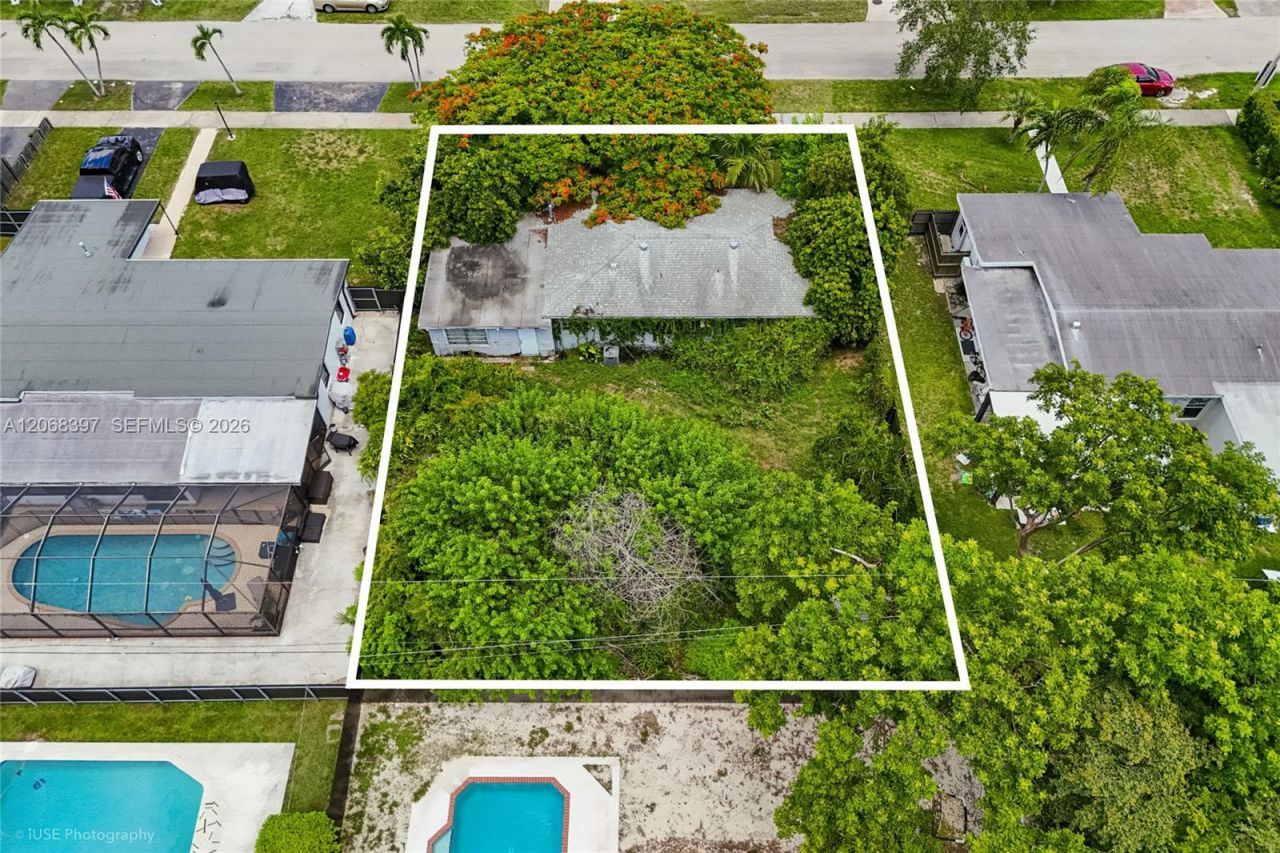 9280 Nautilus Dr, Cutler Bay, FL 33189 Photo