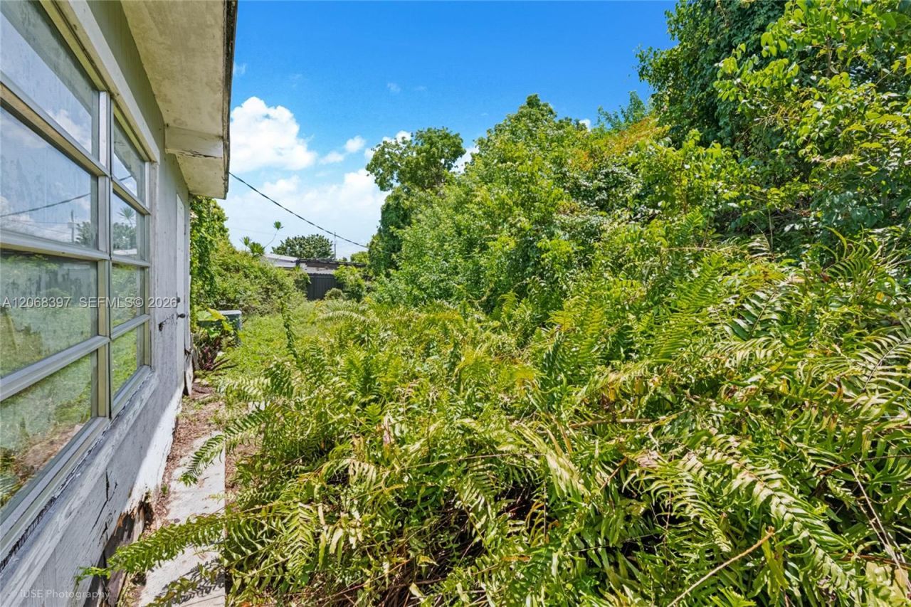 9280 Nautilus Dr, Cutler Bay, FL 33189 Photo