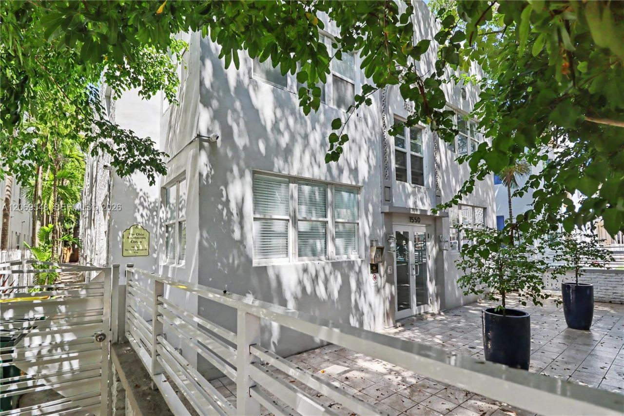 1550 Drexel Ave, Unit 103, Miami Beach, FL 33139 Photo