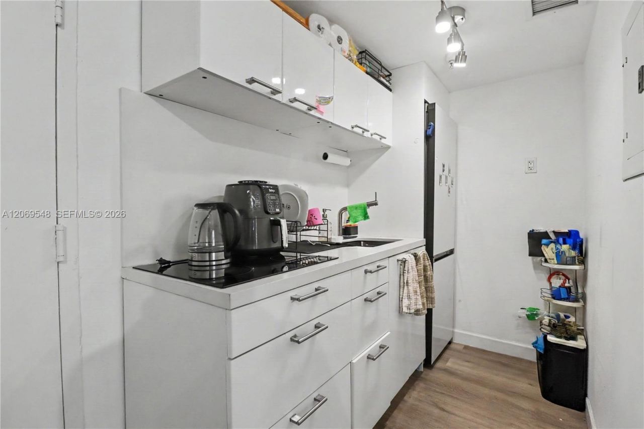 1550 Drexel Ave, Unit 103, Miami Beach, FL 33139 Photo