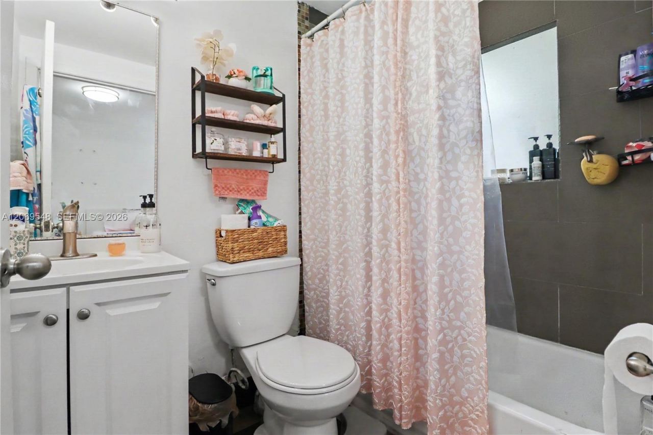 1550 Drexel Ave, Unit 103, Miami Beach, FL 33139 Photo