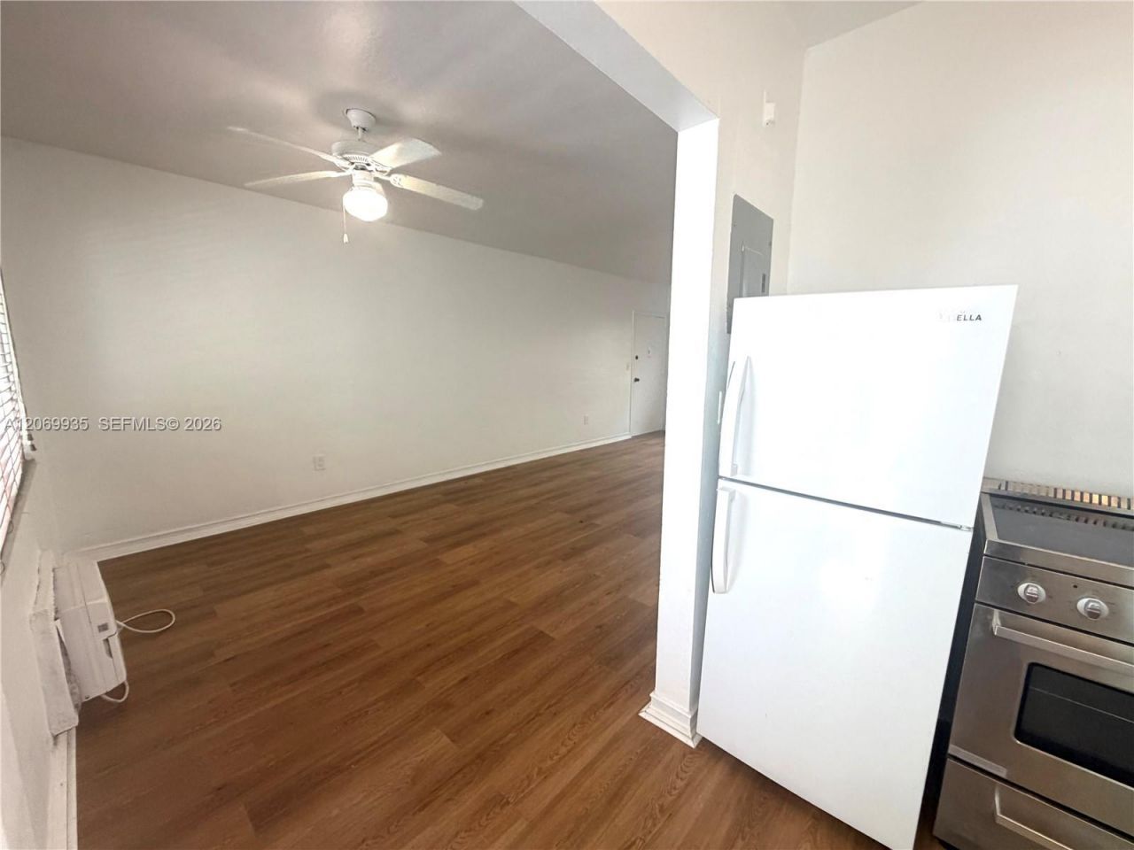 433 Santander Ave, Unit 1, Coral Gables, FL 33134 Photo
