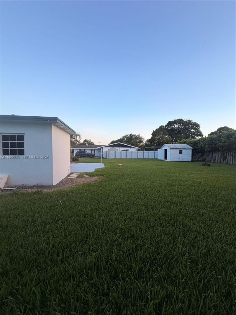 18608 SW 93rd Pl, Cutler Bay, FL 33157 Photo