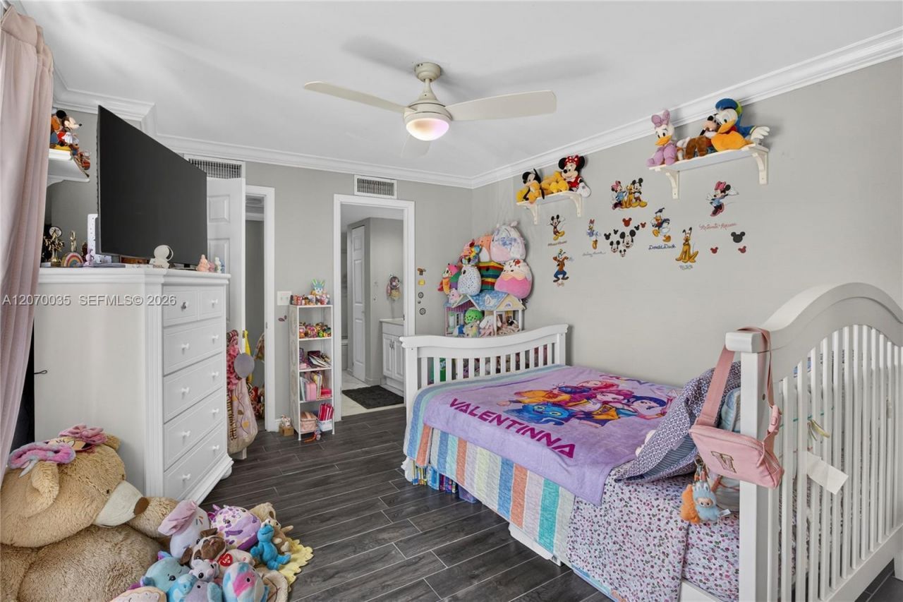 953 Springdale Cir , Palm Springs, FL 33461 Photo
