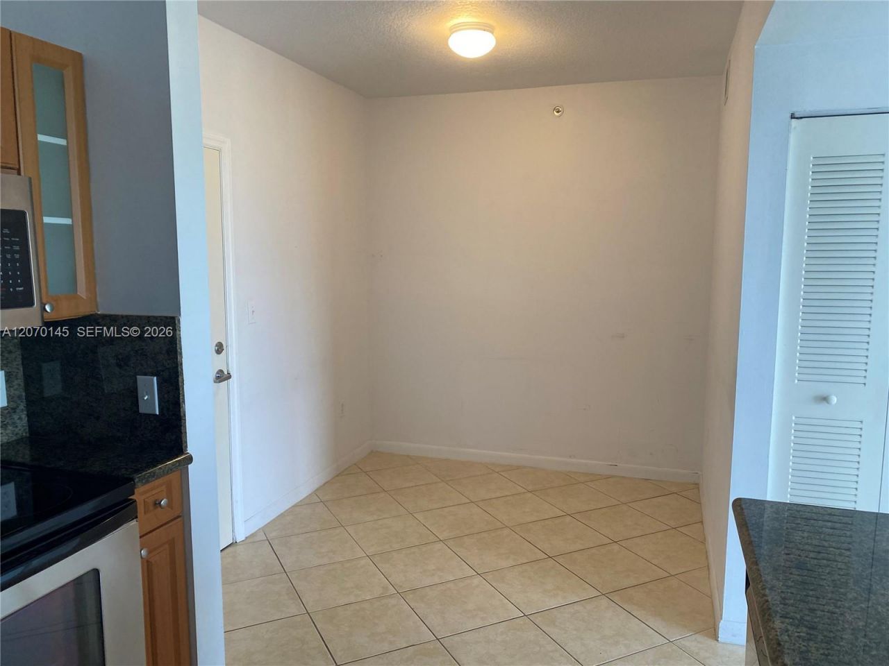 1 Glen Royal Pkwy , Unit 1113, Miami, FL 33125 Photo