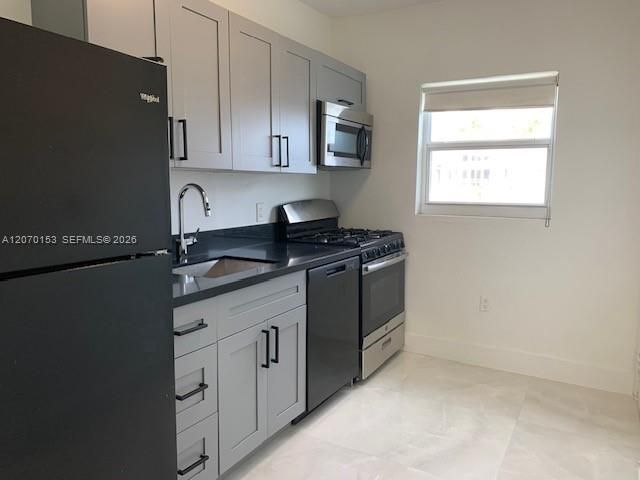 7207 Bay Dr , Unit 23, Miami Beach, FL 33141 Photo