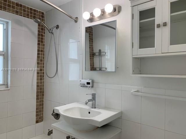 7207 Bay Dr , Unit 23, Miami Beach, FL 33141 Photo