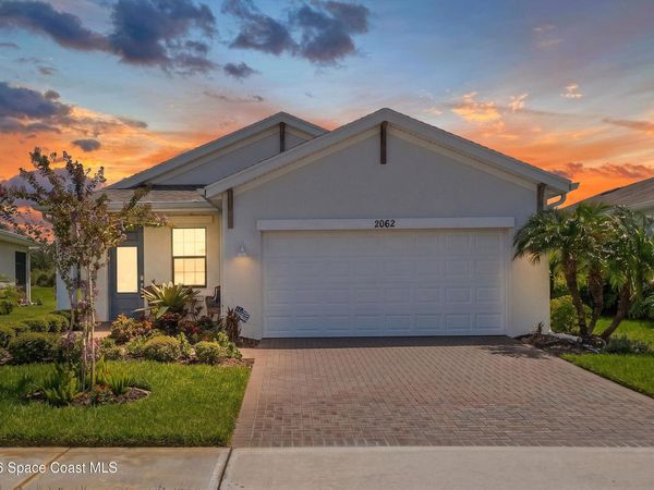 2062 Great Belt Circle , Melbourne, FL 32940