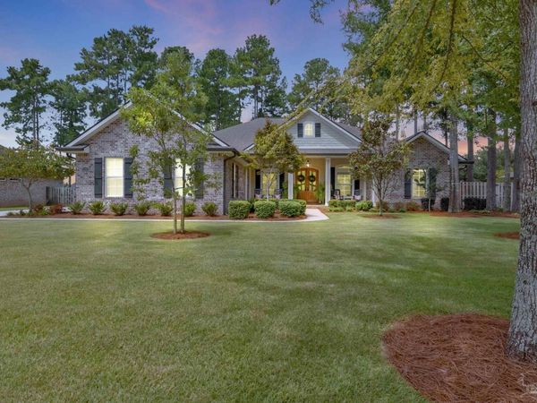 5905 Augustine Dr, Pace, FL 32571