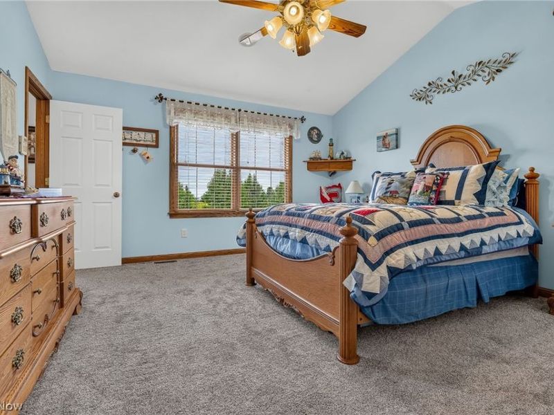 9276 Columbus Road NE, Louisville, OH 44641 Photo 25