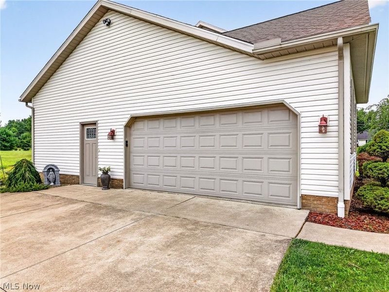9276 Columbus Road NE, Louisville, OH 44641 Photo 41