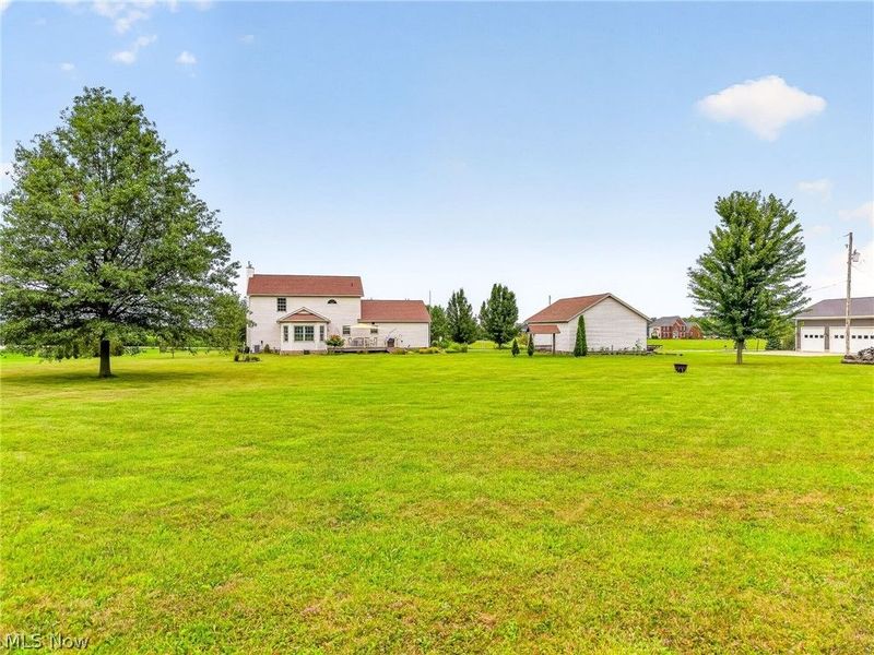 9276 Columbus Road NE, Louisville, OH 44641 Photo 45