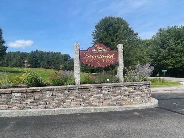 118 Secretariat Way, Unit 105, Rochester, NH 03872