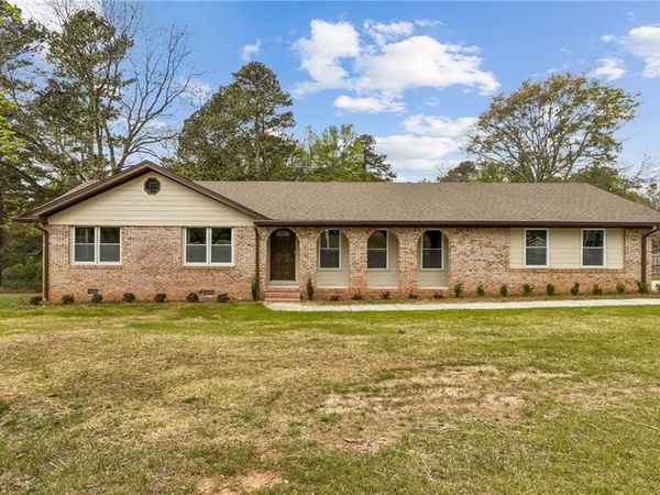 2526 Hamill Drive , Buford, GA 30519