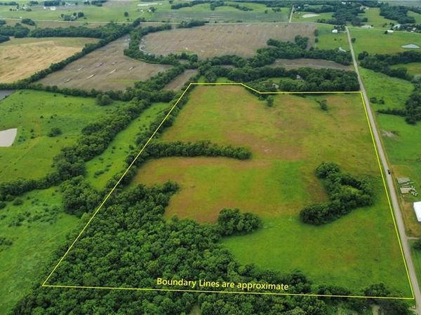 156 NE 30th Street, Trenton, MO 64683