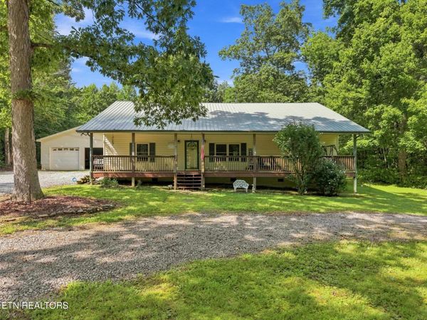 131 Critter Crossing Rd, Crossville, TN 38572