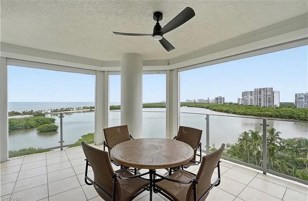 60 Seagate Dr, Unit 806, Naples, FL 34103 Photo