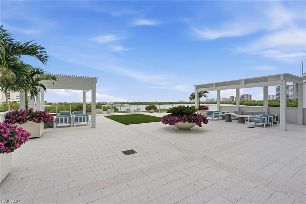 60 Seagate Dr, Unit 806, Naples, FL 34103 Photo