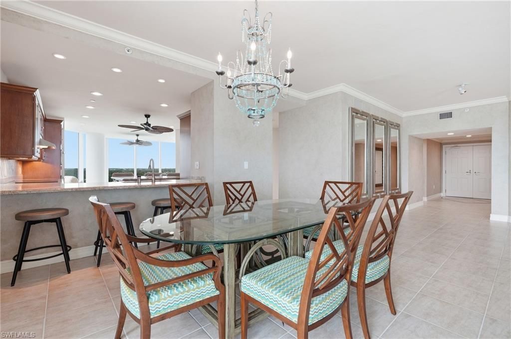 60 Seagate Dr, Unit 806, Naples, FL 34103 Photo