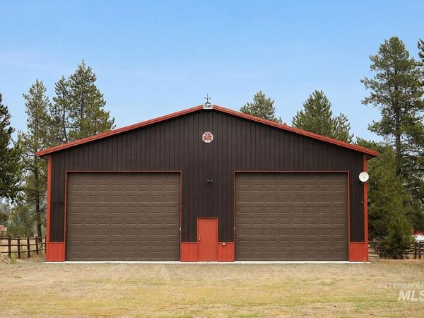 1739 W Roseberry, Donnelly, ID 83615