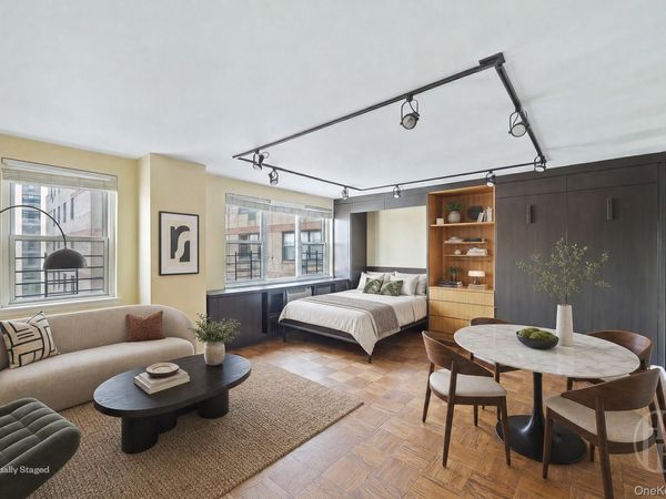 333 East 79th Street , Unit 18T, New York (Manhattan), NY 10075