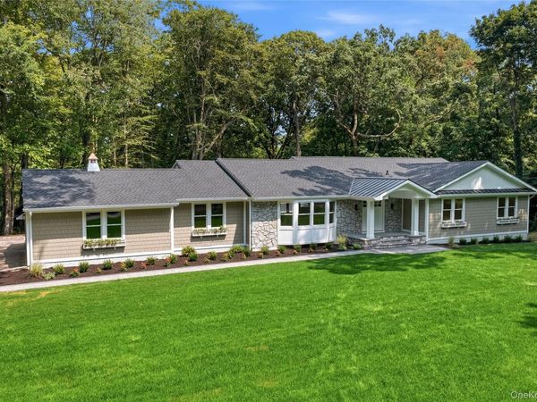 128 Bay Avenue , Huntington, NY 11743