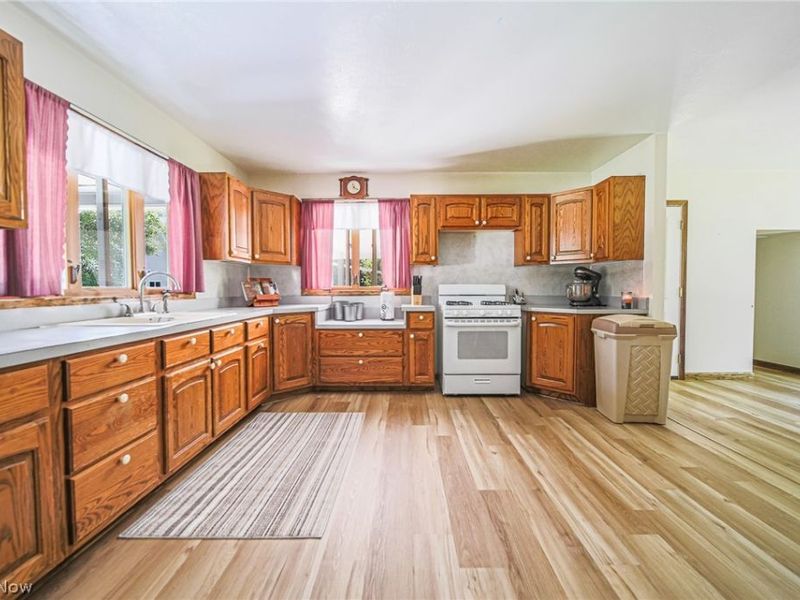9220 Pritchard Road, Garrettsville, OH 44231 Photo 8