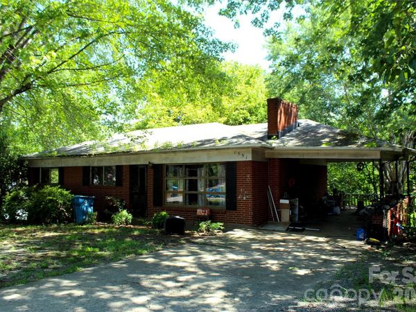 1551 Connelly Springs Road , Lenoir, NC 28645