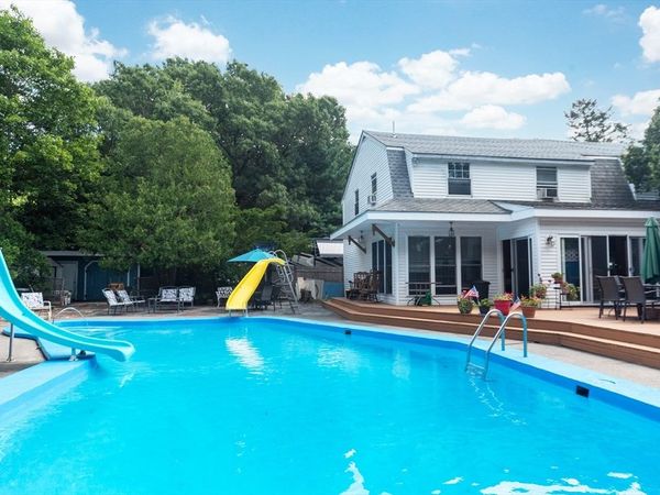 30 Phillips Ave, Stoughton, MA 02072