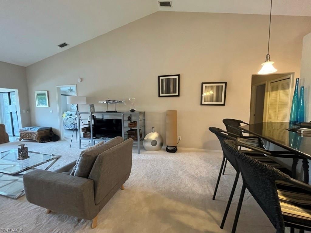 513 Lake Louise Cir, Unit 202, Naples, FL 34110 Photo