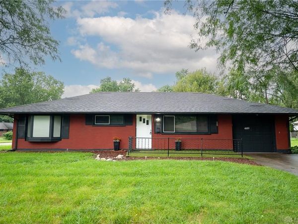 4689 Loxley Drive, West Carrollton, OH 45439