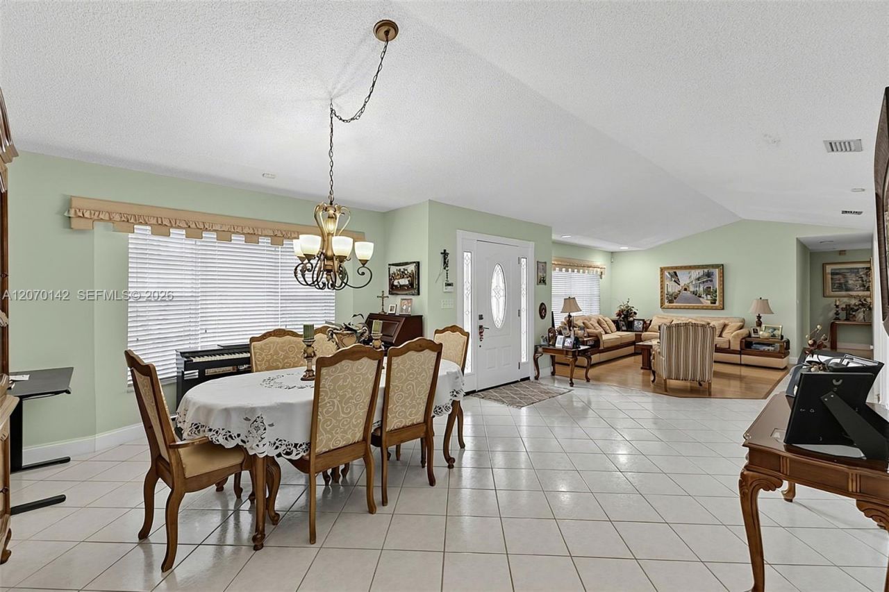 15735 SW 153rd Ave , Miami, FL 33187 Photo