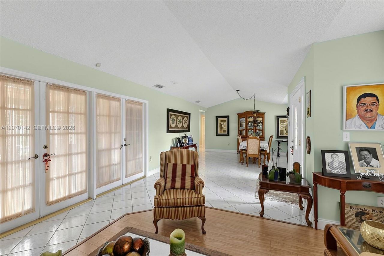 15735 SW 153rd Ave , Miami, FL 33187 Photo