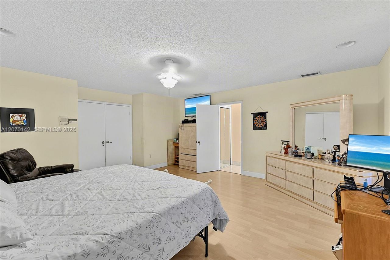 15735 SW 153rd Ave , Miami, FL 33187 Photo