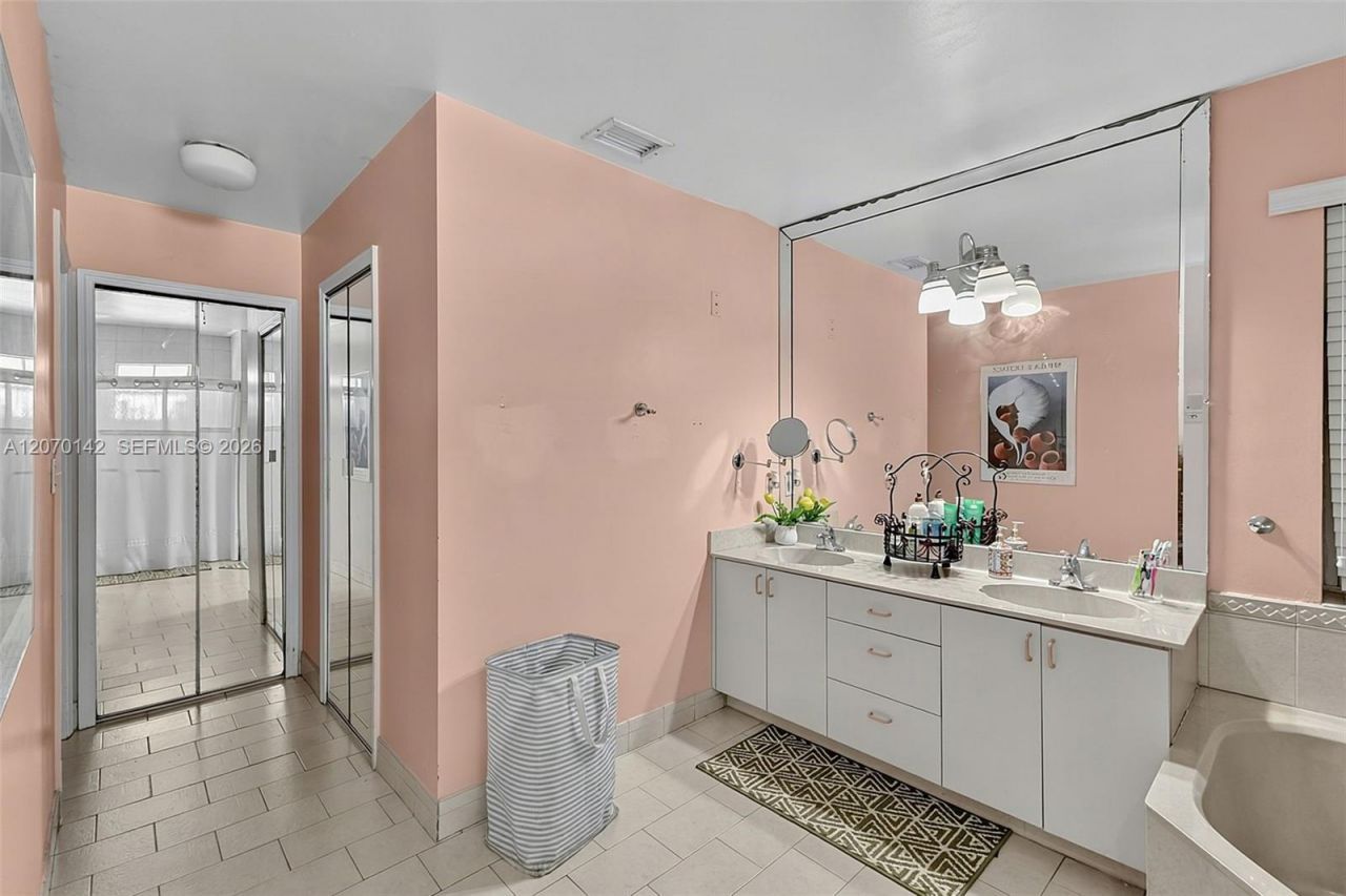 15735 SW 153rd Ave , Miami, FL 33187 Photo