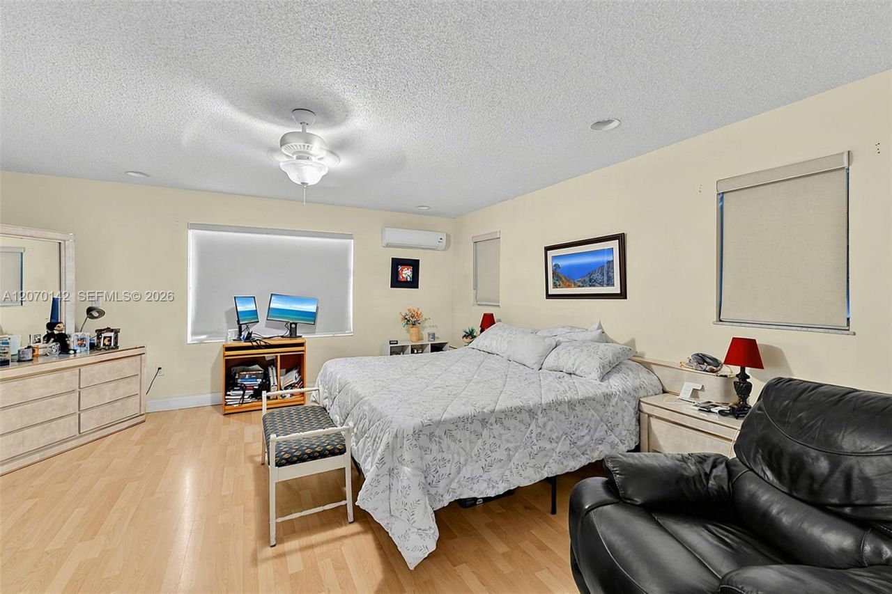 15735 SW 153rd Ave , Miami, FL 33187 Photo
