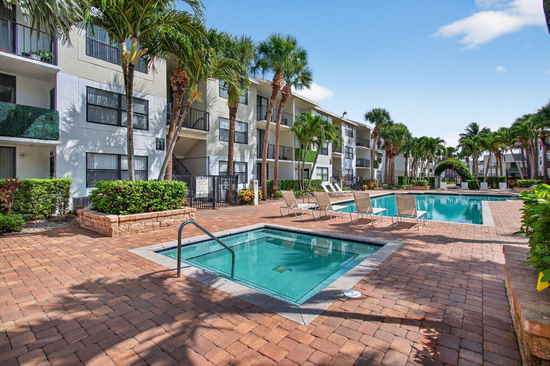 728 Executive Center Drive, Unit 31, West Palm Beach, FL 33401 Photo