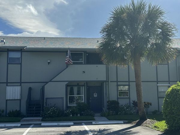8323 SE Croft Circle, Hobe Sound, FL 33455