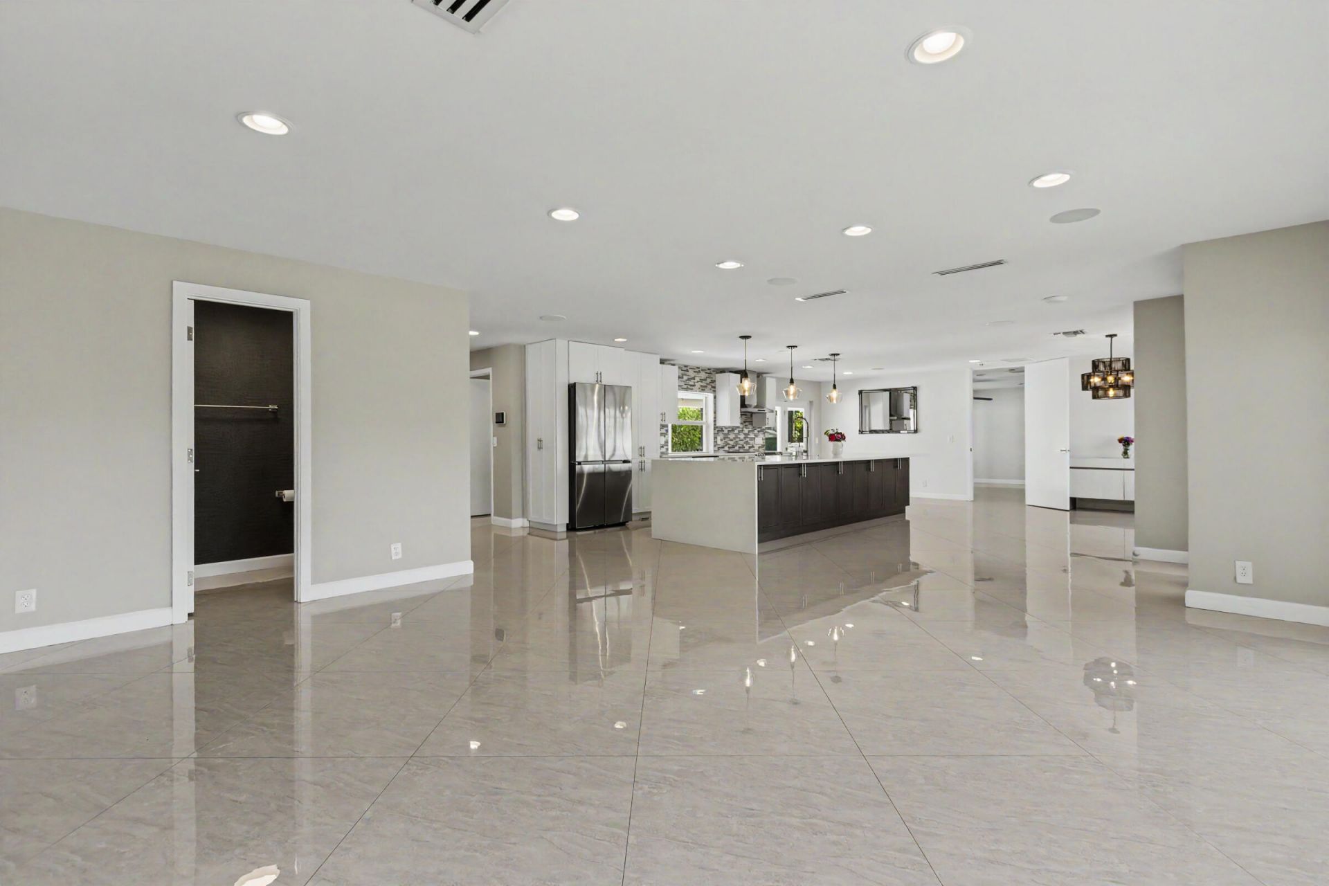 1 Tam O Shanter Lane, Boca Raton, FL 33431 Photo