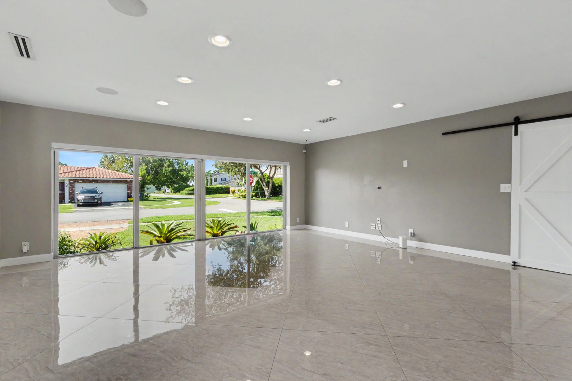 1 Tam O Shanter Lane, Boca Raton, FL 33431 Photo