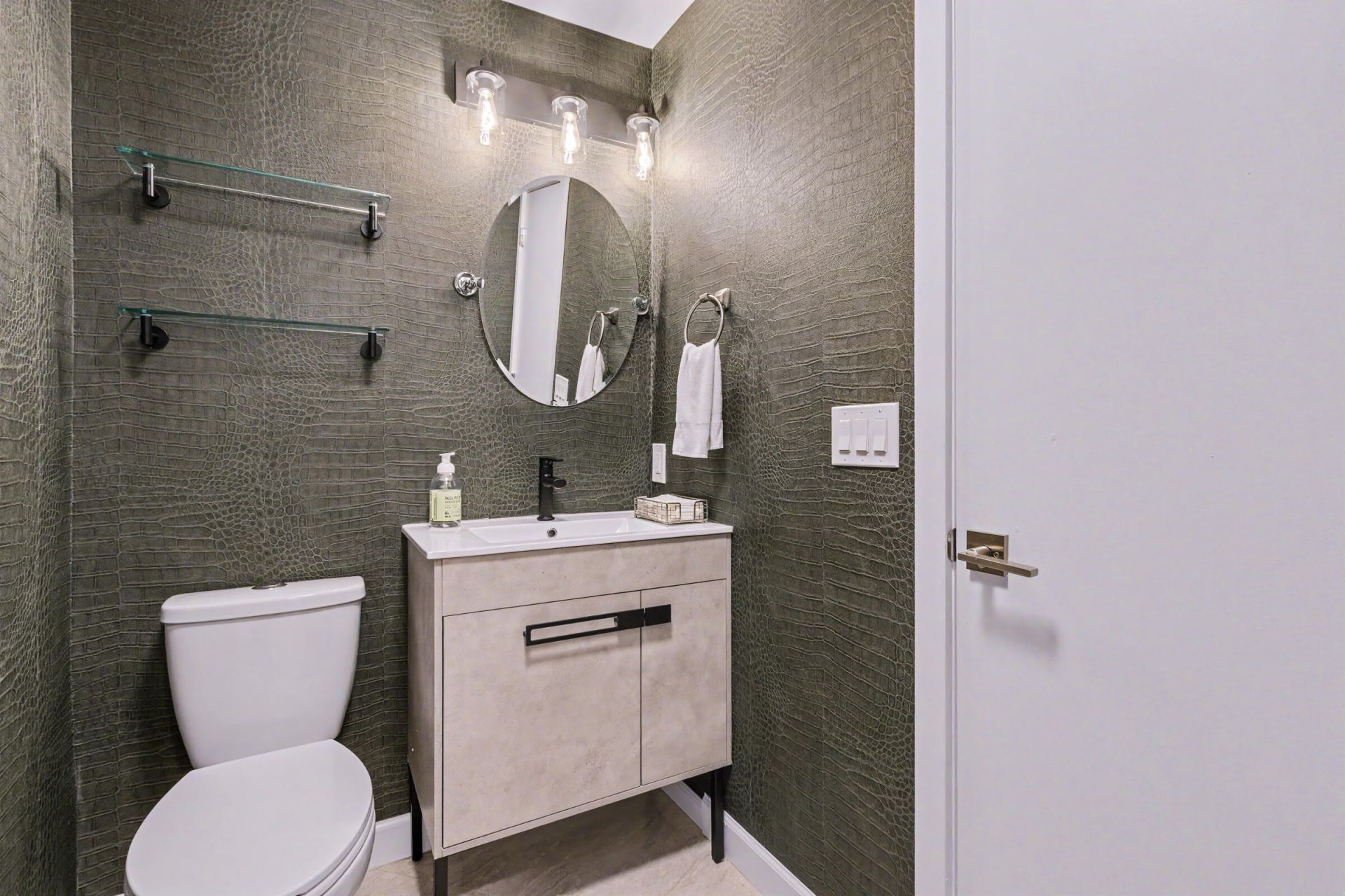 1 Tam O Shanter Lane, Boca Raton, FL 33431 Photo