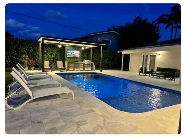 1 Tam O Shanter Lane, Boca Raton, FL 33431 Photo